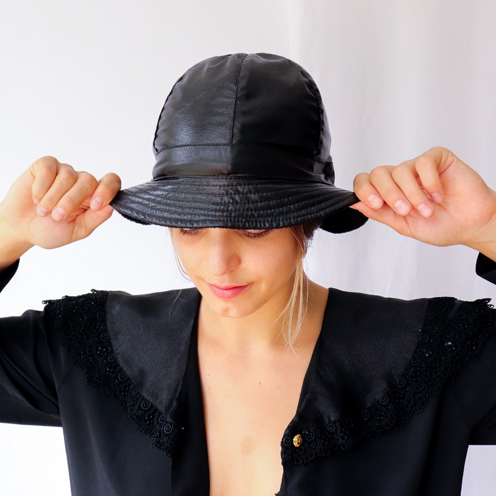 Black faux leather lined winter bucket hat